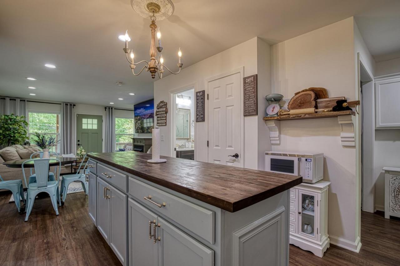 Great Location - Hot Tub - Dog Friendly Villa Sevierville Exterior photo